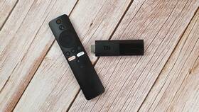 Использование смартфона Xiaomi в качестве пульта для телевизора в Pull and Bear