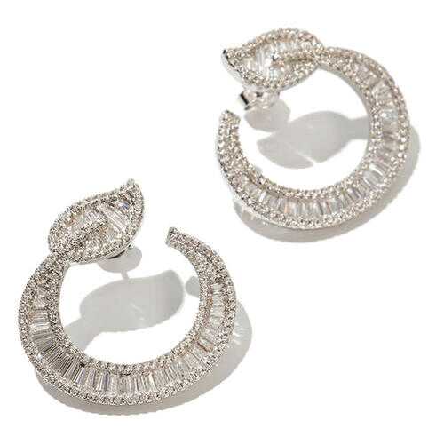 Серьги женские EXCLAIM 037S2788E серебристые в Pull and Bear